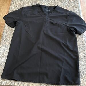Jaanuu scrub top size medium